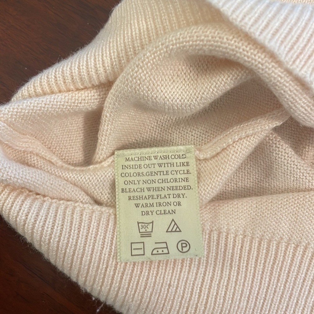 Perry Ellis Sweater - Picture 4 of 5